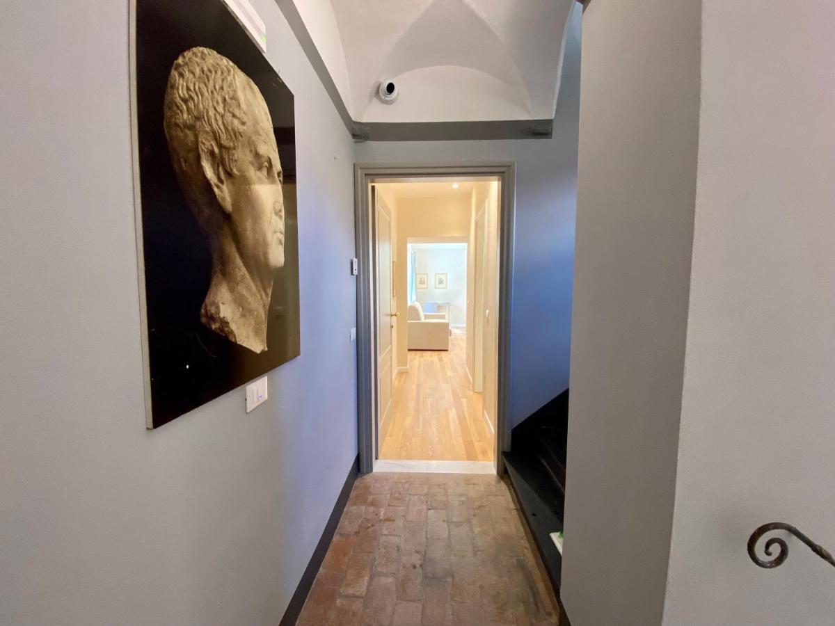 Отель Residenza D'Epoca Dei Fondachi Сарцана Экстерьер фото